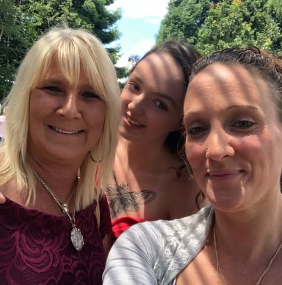 Meet your Posher, Tina